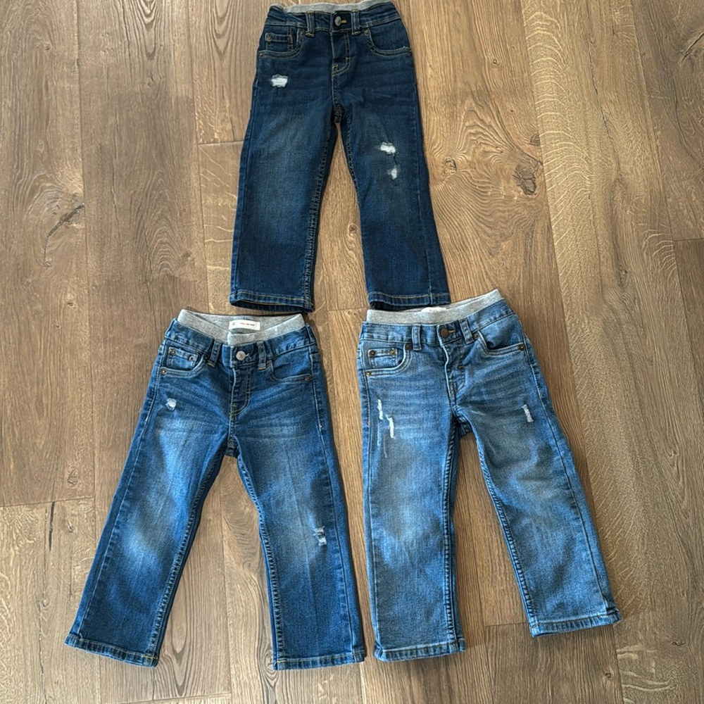 Levi’s Murphy Pull On Jean Lot